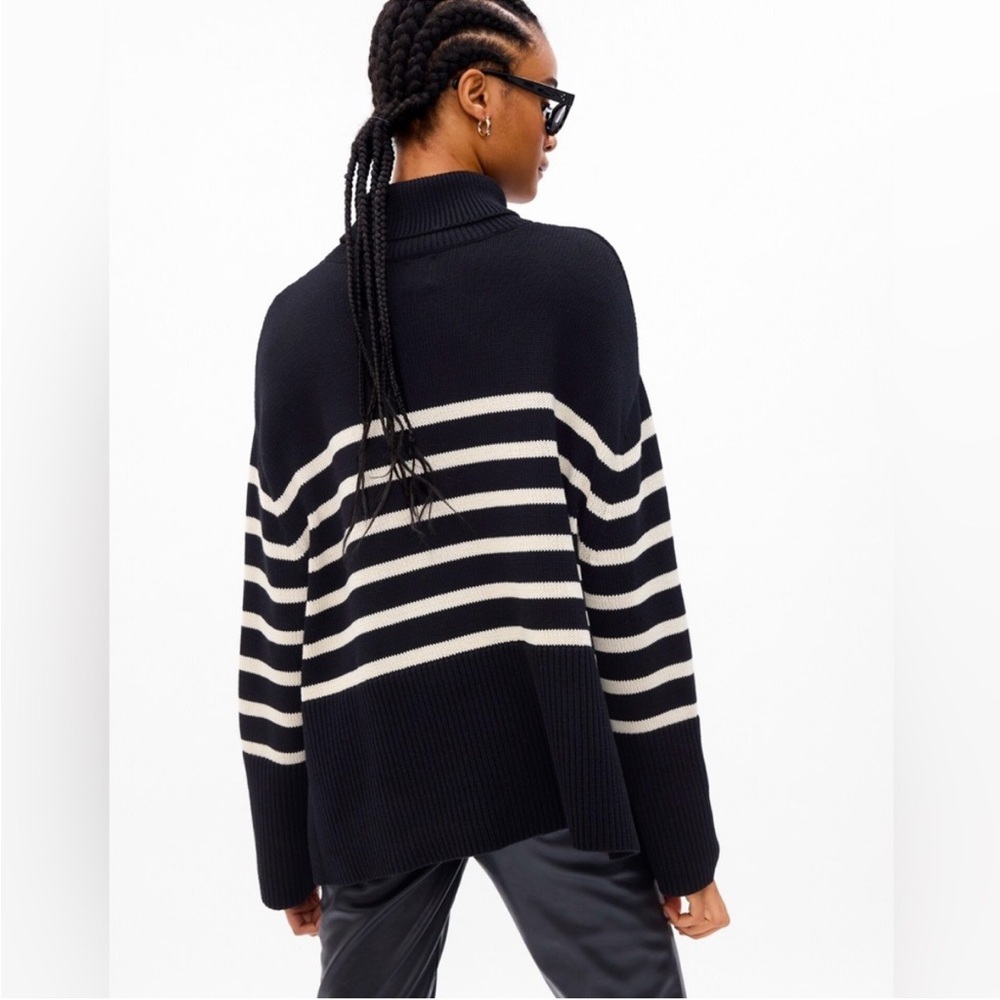 GAP Funnel Neck Chunky Sweater